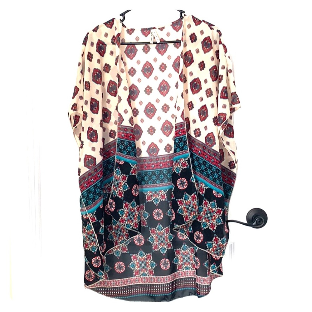 Urban Flowy Poncho